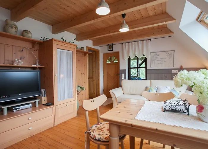 Neubauer * Spielfeld