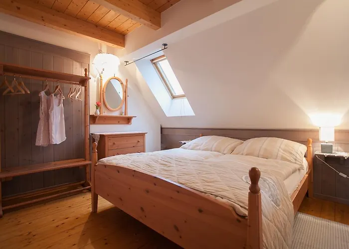 Neubauer * Spielfeld